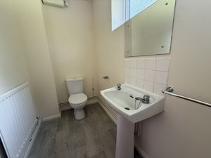 Photo 32- click for photo gallery